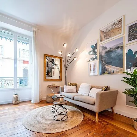 Apartment Coeur Centre - Charme De L'ancien Grenoble